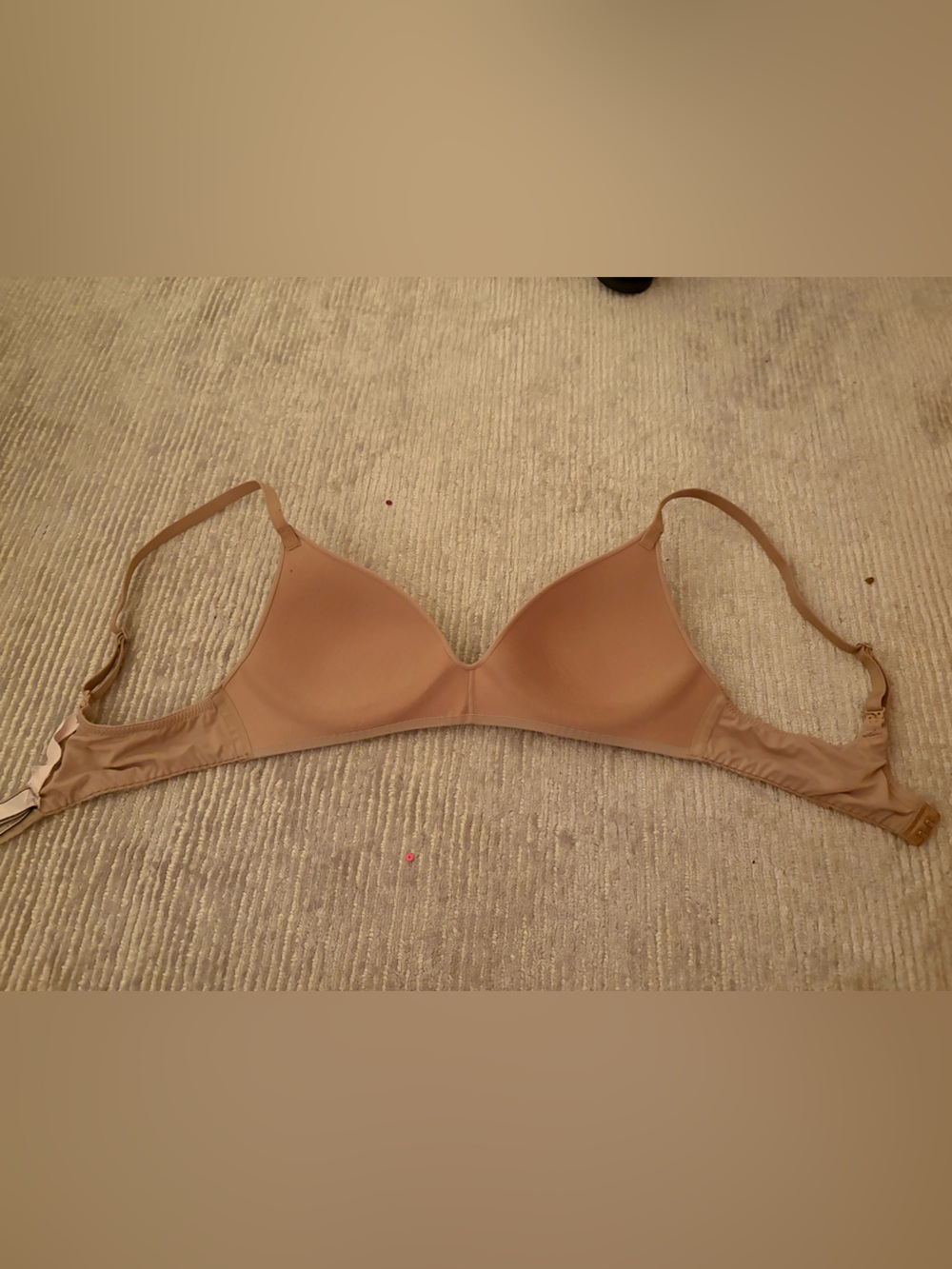 Victoria's Secret Smooth Nude Wireless Bra - Beige - Picture 3 of 4